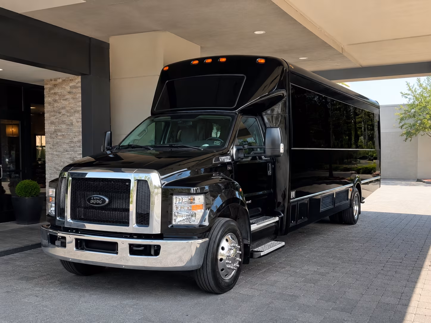 Kenner Birthday, Sweet 16, & Quinceañera Party Bus Rentals