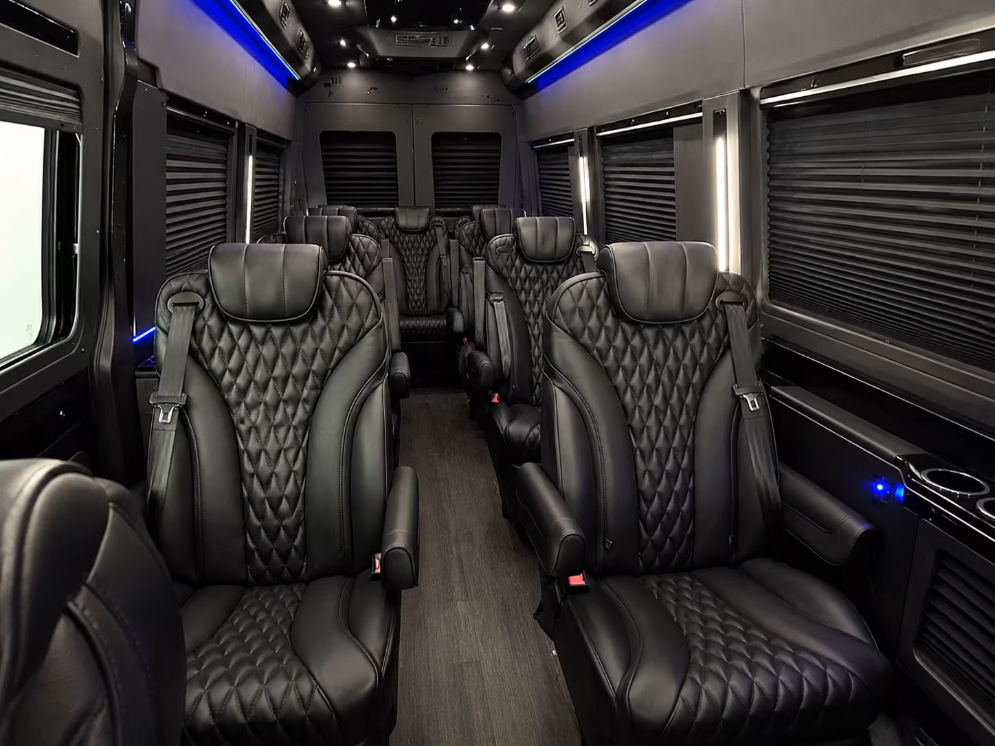 New Orleans Airport Shuttle & Transportation party bus exterior