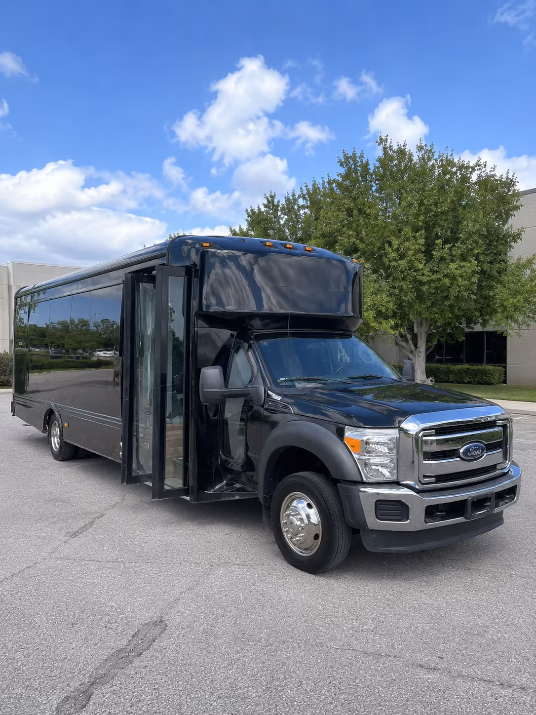 New Orleans Birthday, Sweet 16, & Quinceañera Transportation party bus interior