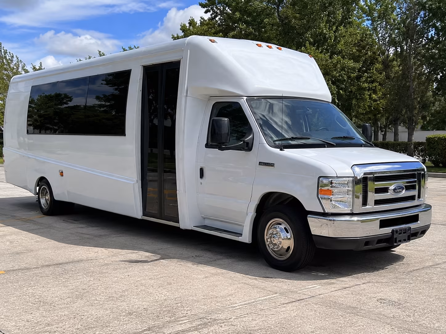 West Gulfport Winery Tour & Pub Crawl Transportation