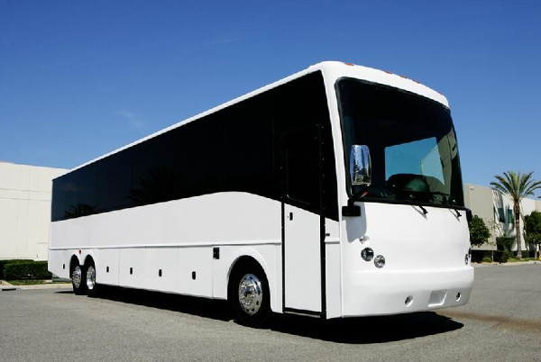 New Orleans 50 Passenger Charter Bus